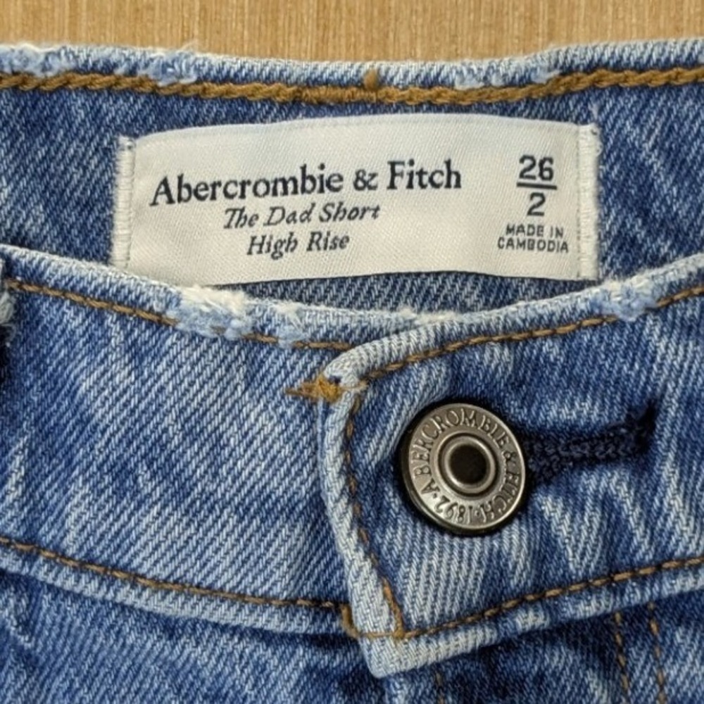 Abercrombie & Fitch The Dad Short Jorts High Rise Denim Shorts Blue 26 2 NWT - Picture 2 of 10